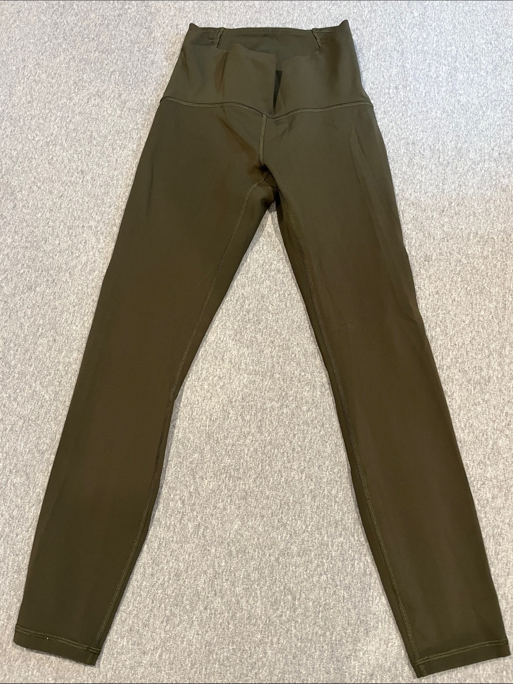 Lululemon Train Times 7/8 leggings with calf mesh panel size 4 olive green